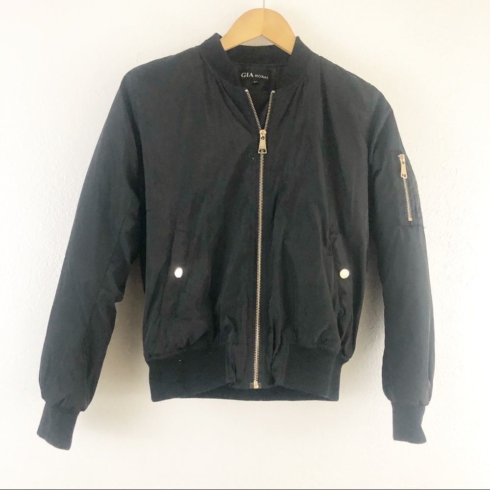 Gia Monae Black zipper on sleeves Jacket size M